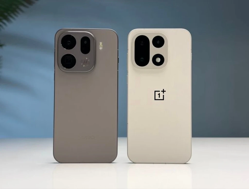 Майже однакові ззовні OPPO Find X9 Pro та OnePlus 15 Майже однакові ззовні OPPO Find X9 Pro та OnePlus 15
